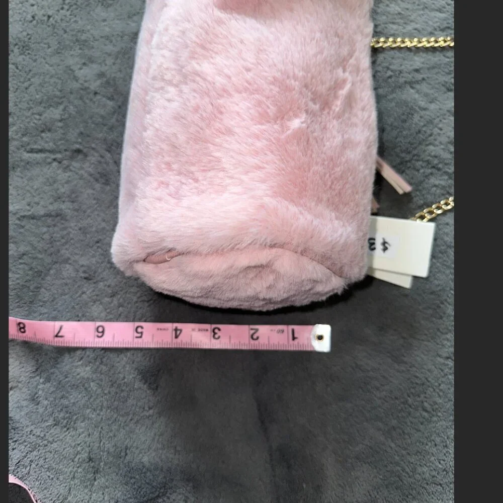 N/A vegan fuzzy